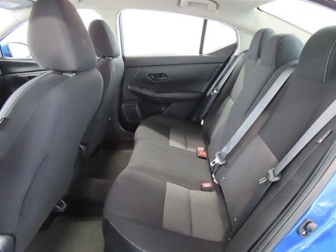 Used 2025 Nissan Sentra SV FWD image 29