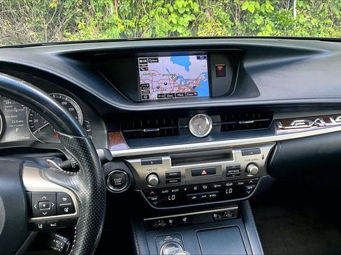Used 2016 Lexus ES 350 w/ Navigation System Package FWD image 7