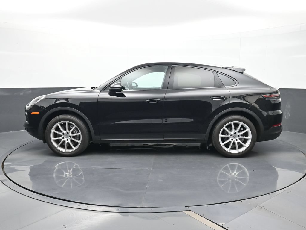 Certified 2023 Porsche Cayenne Coupe w/ Premium Package AWD/4WD image 2