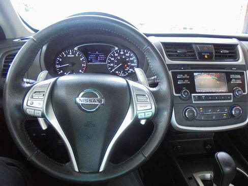 Used 2017 Nissan Altima 2.5 SR image 6