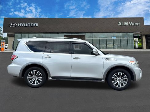 Used 2019 Nissan Armada SL w/ Premium Package RWD image 4