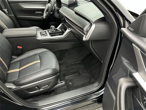 Used 2024 MAZDA CX-90 3.3 Turbo S w/ Premium Package image 26