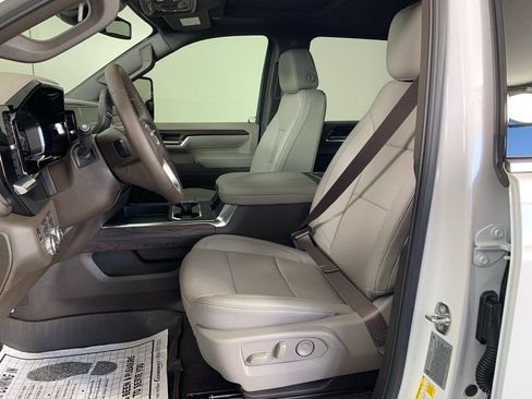 New 2026 GMC Sierra 2500 SLT w/ SLT Premium Package image 13