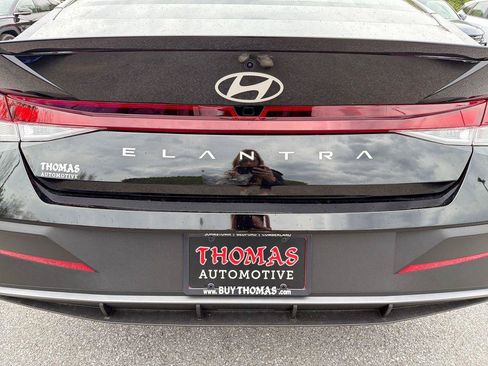 New 2026 Hyundai Elantra Sport FWD image 33