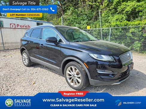 Used 2019 Lincoln MKC Select w/ Select Plus Package AWD/4WD image 5