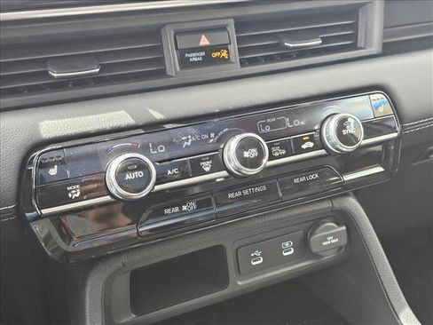 New 2026 Honda Pilot Touring image 23