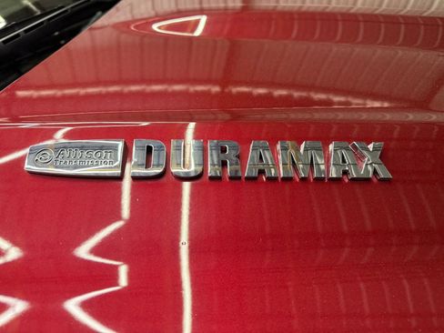 Used 2019 Chevrolet Silverado 3500 High Country w/ Duramax Plus Package image 10