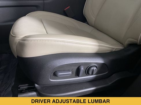 Used 2023 Chevrolet Traverse Premier AWD/4WD image 10
