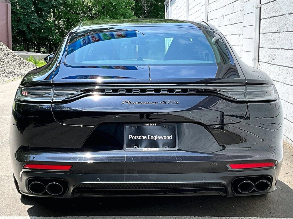 Used 2022 Porsche Panamera GTS AWD/4WD image 9
