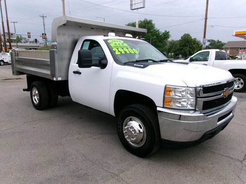 Used 2013 Chevrolet Silverado 3500 W/T w/ Snow Plow Prep Package AWD/4WD image 12