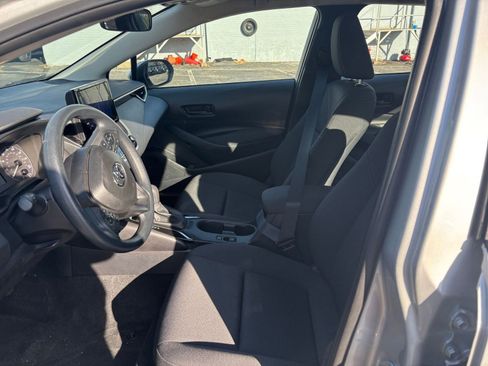Used 2025 Toyota Corolla LE image 24