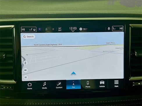 New 2026 Chrysler Pacifica Pinnacle image 15