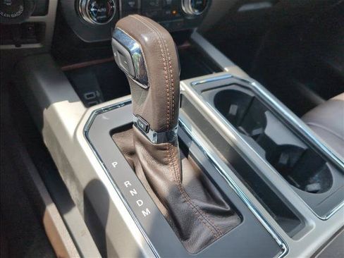 Used 2017 Ford F150 King Ranch w/ Equipment Group 601A Luxury AWD/4WD image 18