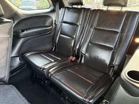 Used 2024 Dodge Durango GT RWD image 17