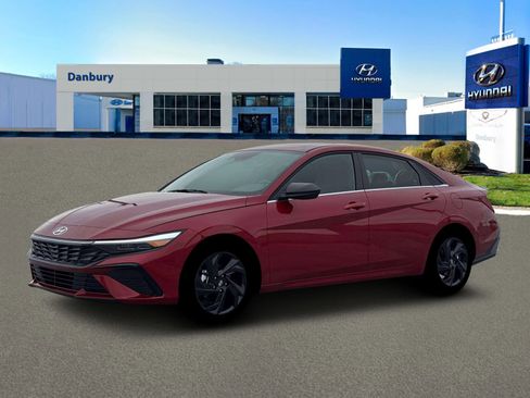 New 2026 Hyundai Elantra SEL Sport Premium FWD image 2