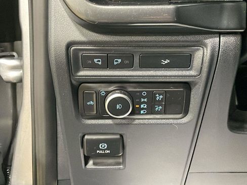 Certified 2022 Ford F150 XLT w/ Equipment Group 302A High image 16