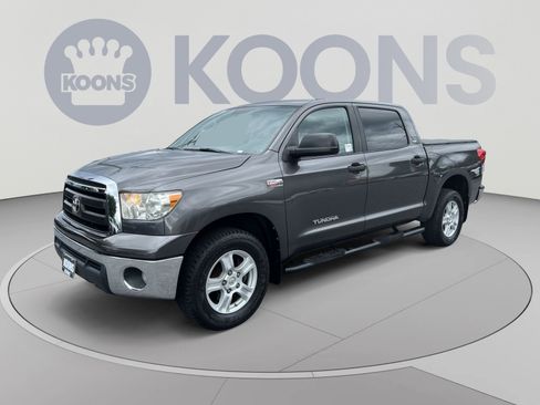 Used 2012 Toyota Tundra 4x4 CrewMax w/ SR5 Pkg image 1
