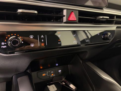 New 2026 Kia Sorento LX image 31