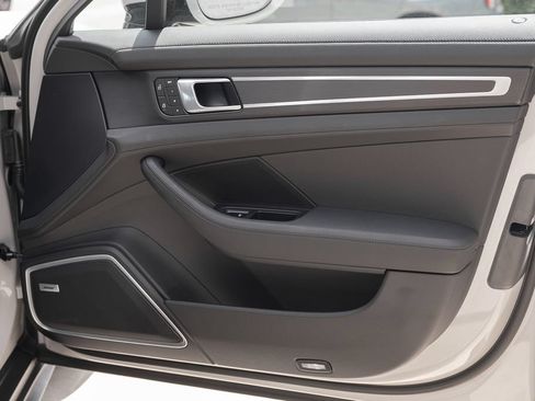 Used 2023 Porsche Panamera Platinum Edition RWD image 44
