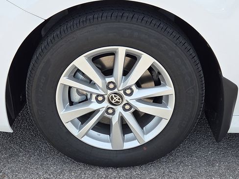 New 2026 Toyota Camry LE FWD image 5