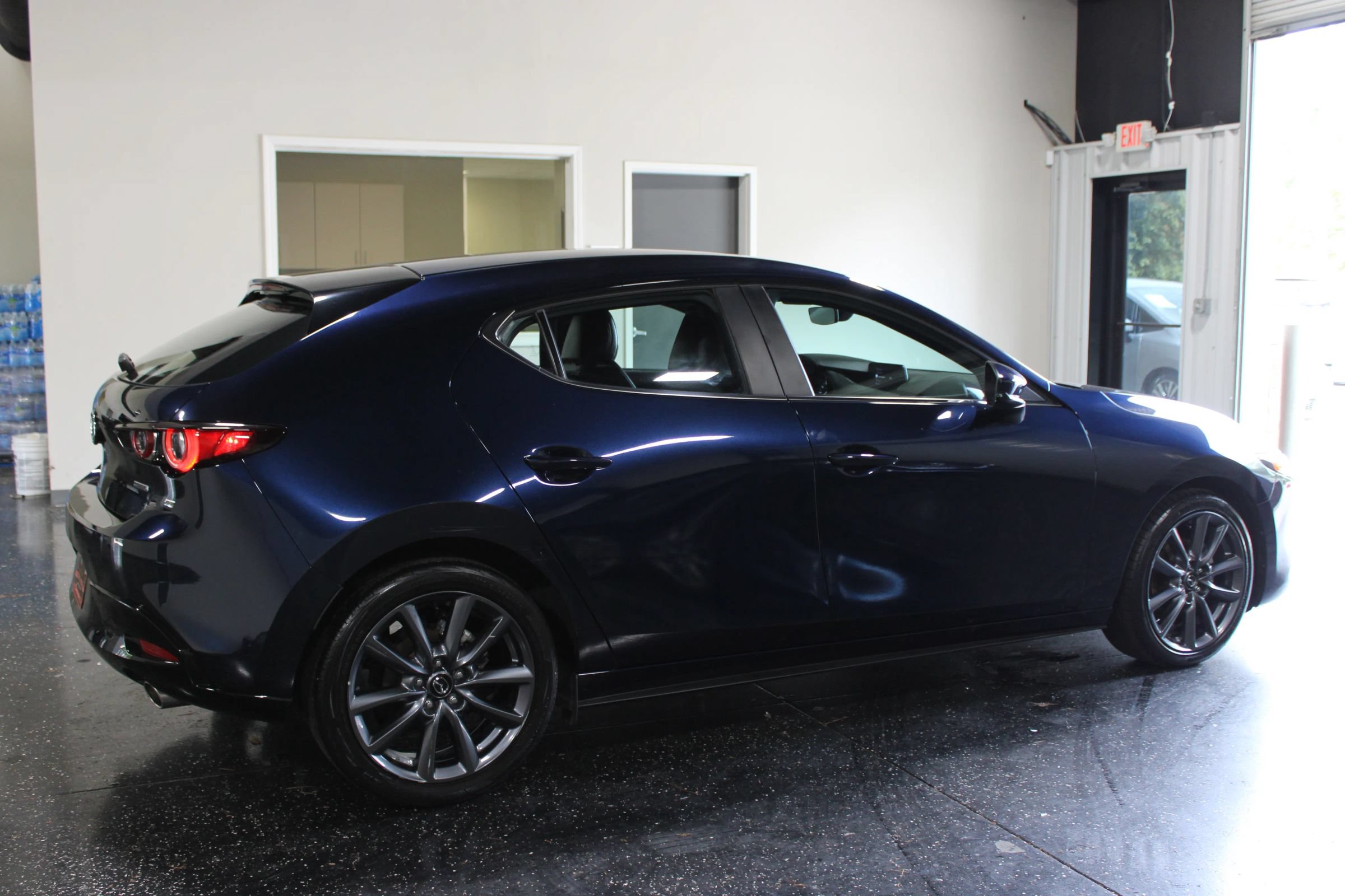 Used 2023 MAZDA MAZDA3 s FWD image 4