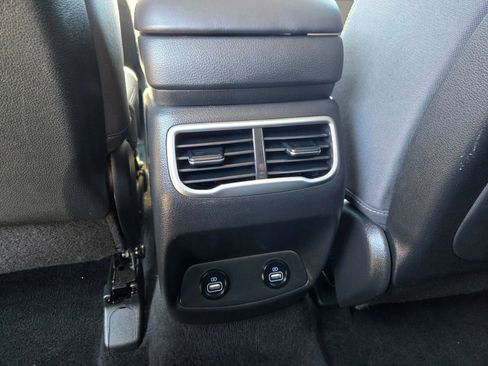 Used 2023 Hyundai Santa Fe SEL FWD image 11