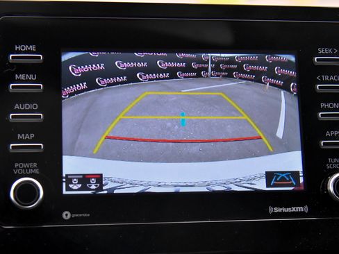 Used 2024 Toyota Camry SE w/ Convenience Package image 19