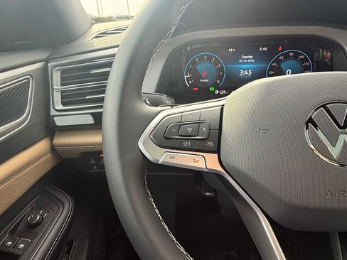 New 2026 Volkswagen Atlas Cross Sport SE image 12