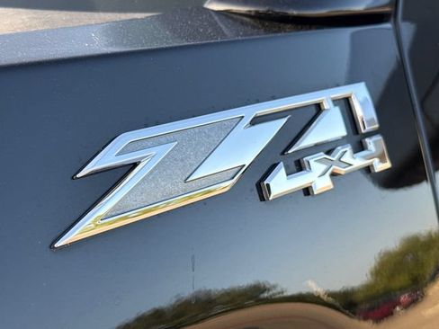 Used 2018 GMC Sierra 1500 SLT w/ Texas SLT Premium Package AWD/4WD image 6