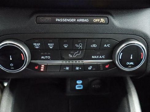 Used 2023 Ford Escape ST-Line AWD/4WD image 39