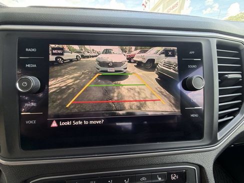 Used 2021 Volkswagen Atlas SE FWD image 18
