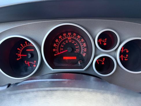 Used 2013 Toyota Tundra 2WD CrewMax w/ SR5 Pkg image 22