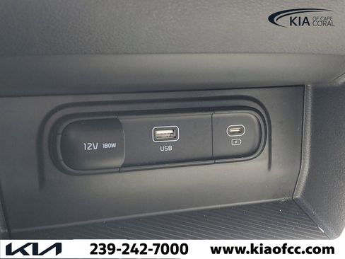 Used 2025 Kia Sportage LX FWD image 26