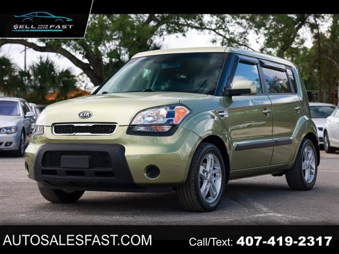 Used 2011 Kia Soul + FWD image 1