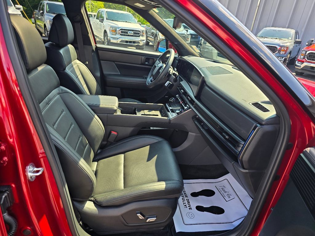 Used 2024 Hyundai Santa Fe Calligraphy AWD/4WD image 14