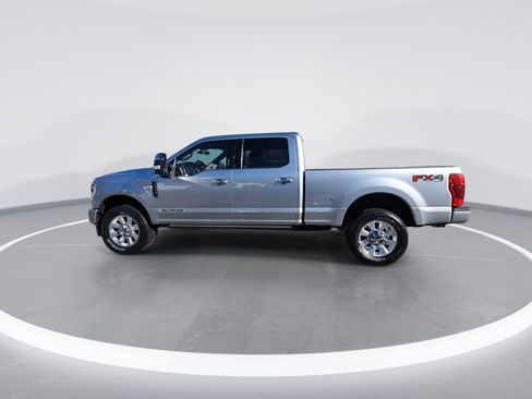 Used 2022 Ford F350 Platinum w/ FX4 Off-Road Package image 5