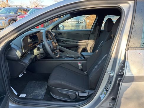 New 2026 Hyundai Elantra Sport image 12