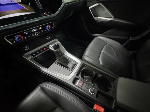 Used 2023 Audi Q3 2.0T Premium image 25