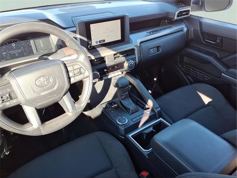 Used 2024 Toyota Tacoma TRD Sport image 18