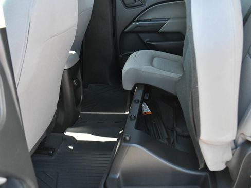 Used 2022 GMC Canyon Elevation Standard w/ Convenience Package image 32