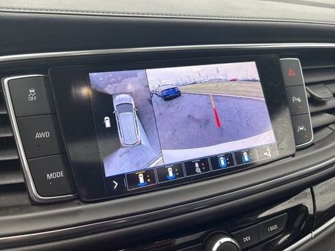 Used 2020 Buick Enclave Avenir w/ Avenir Technology Package image 24