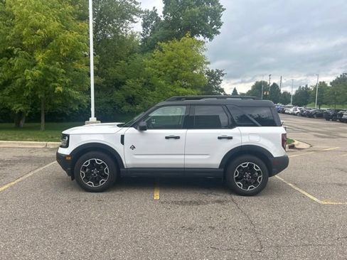 Used 2026 Ford Bronco Sport Outer Banks AWD/4WD image 4