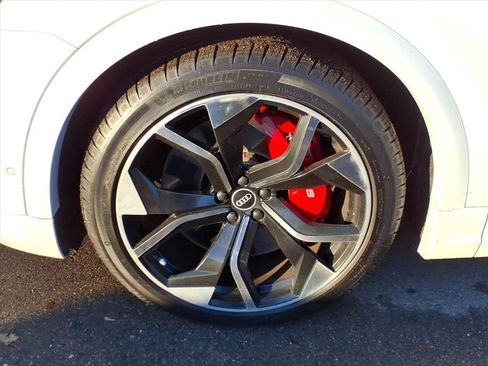 Used 2021 Audi RS Q8 w/ Carbon Optic Package image 9