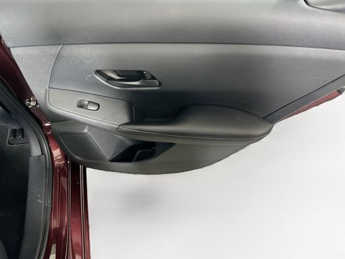 Used 2025 Nissan Sentra SV image 27