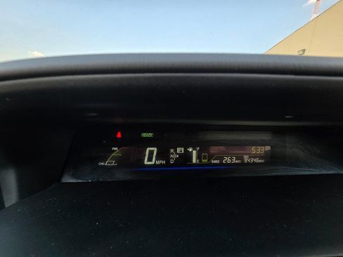 Used 2012 Toyota Prius V Three image 36