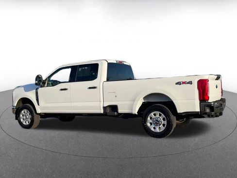 Used 2023 Ford F250 XLT image 9