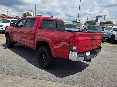 Used 2021 Toyota Tacoma SR5 RWD image 7
