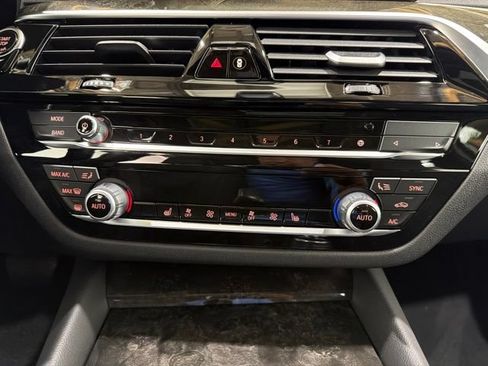 Certified 2023 BMW 530i xDrive w/ Convenience Package AWD/4WD image 36