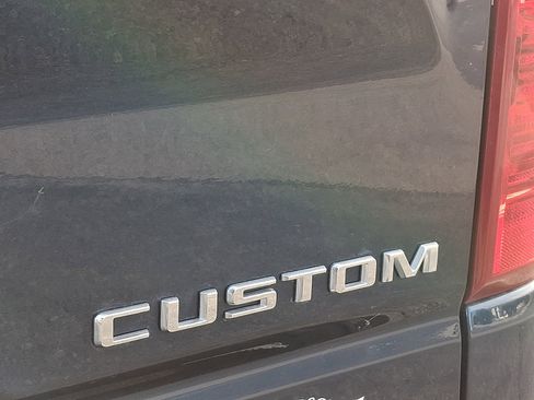 Used 2022 Chevrolet Silverado 1500 Custom image 30