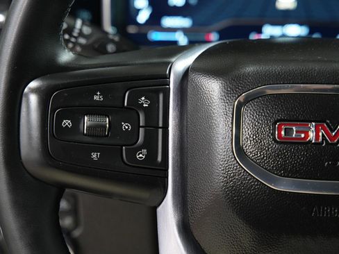 Used 2023 GMC Sierra 1500 SLT image 32